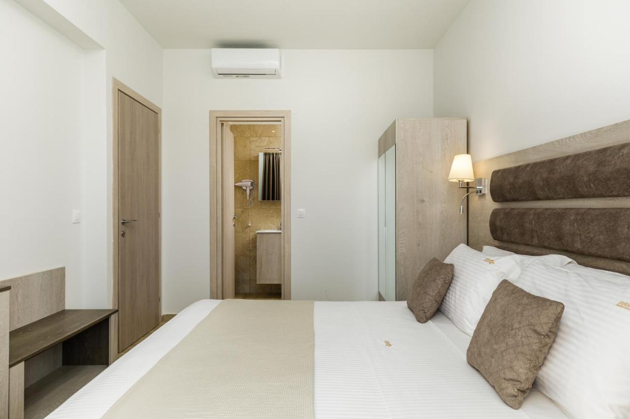 ניקיטי Aria Garden Suites מראה חיצוני תמונה