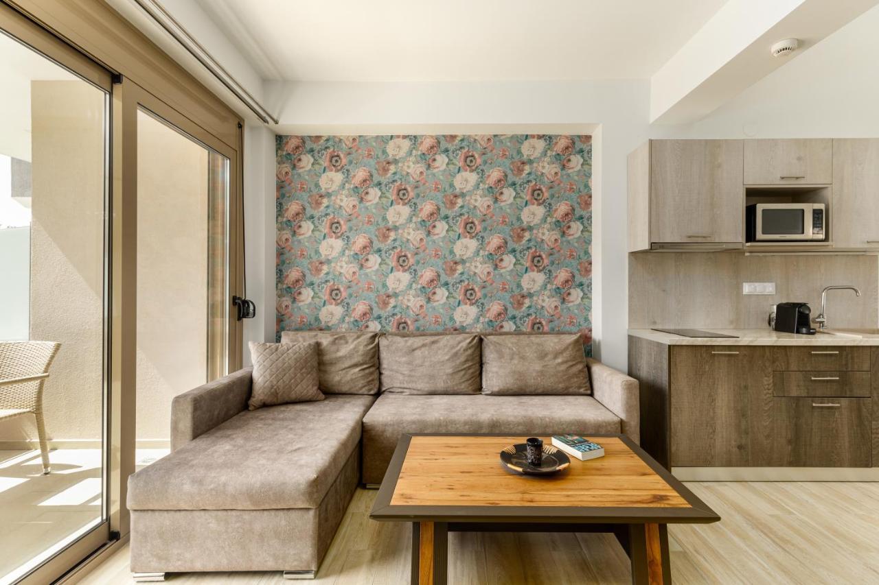 ניקיטי Aria Garden Suites מראה חיצוני תמונה