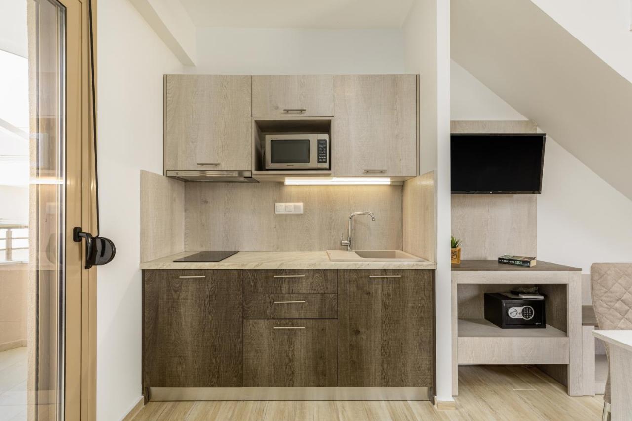 ניקיטי Aria Garden Suites מראה חיצוני תמונה