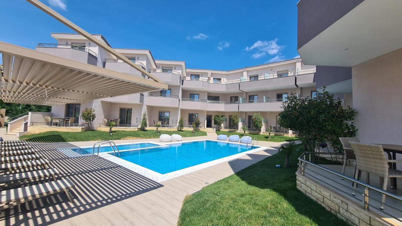 ניקיטי Aria Garden Suites מראה חיצוני תמונה